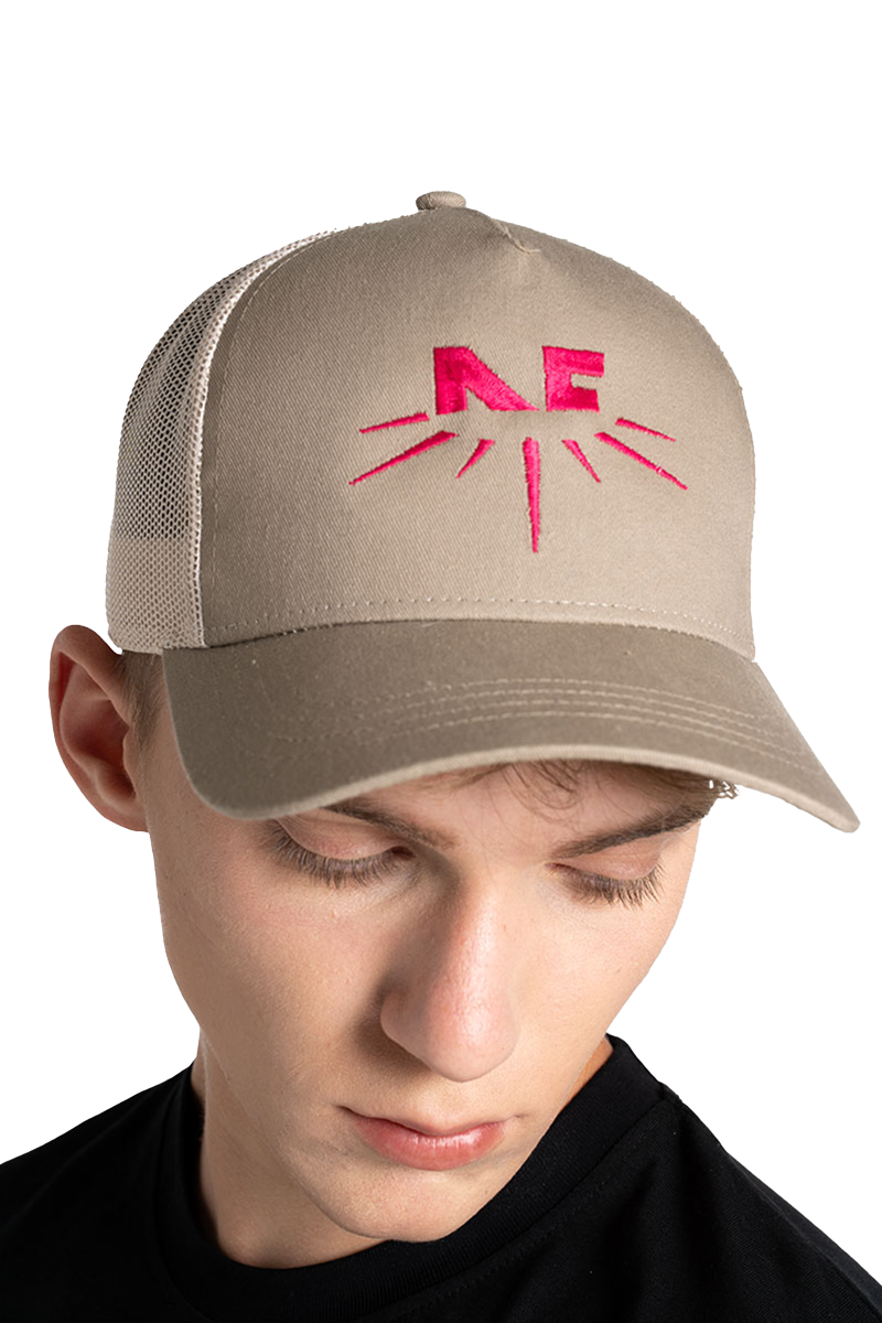 cap beige ricamo fucsia4 1 1